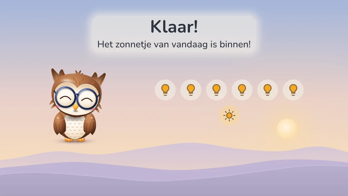 Het eindscherm op het digibord: Klaar, het zonnetje van vandaag is binnen, met een rij lampjes en een zonnetje.